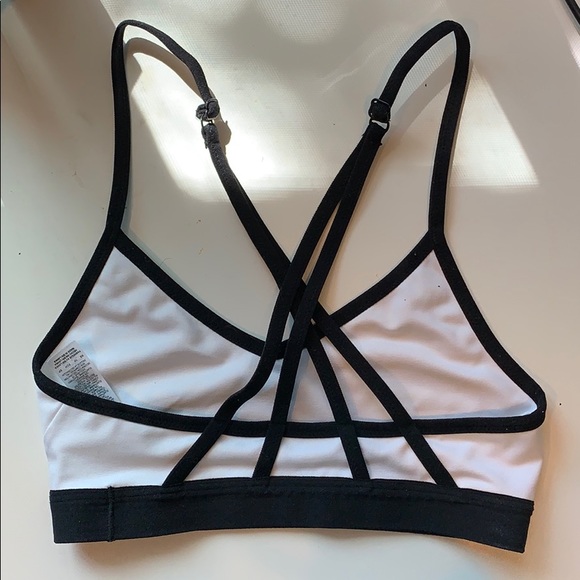 Nike Dri Fit Strap Sports Bra - Picture 2 of 7
